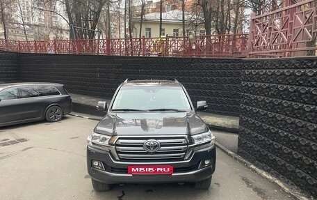 Toyota Land Cruiser 200, 2016 год, 5 200 000 рублей, 4 фотография