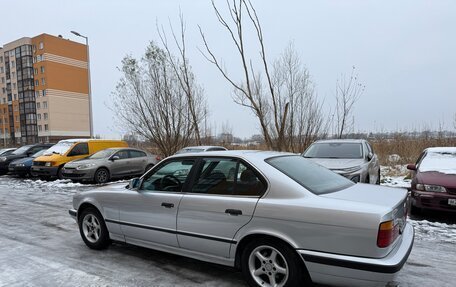 BMW 5 серия, 1991 год, 420 000 рублей, 3 фотография