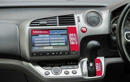 Honda Stream II, 2010 год, 1 159 000 рублей, 16 фотография