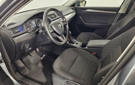 Skoda Superb III рестайлинг, 2017 год, 1 545 000 рублей, 17 фотография