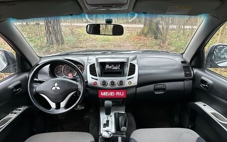 Mitsubishi L200 IV рестайлинг, 2014 год, 1 295 000 рублей, 8 фотография