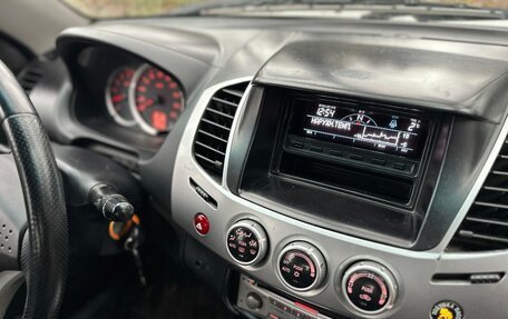 Mitsubishi L200 IV рестайлинг, 2014 год, 1 295 000 рублей, 11 фотография