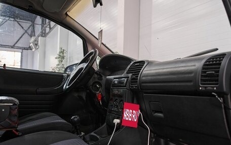 Opel Zafira A рестайлинг, 2004 год, 510 000 рублей, 13 фотография