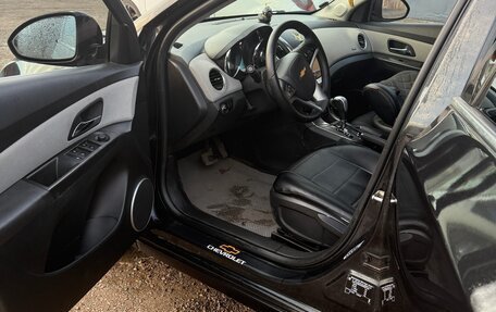 Chevrolet Cruze II, 2013 год, 810 000 рублей, 3 фотография