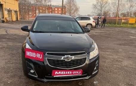 Chevrolet Cruze II, 2013 год, 810 000 рублей, 10 фотография