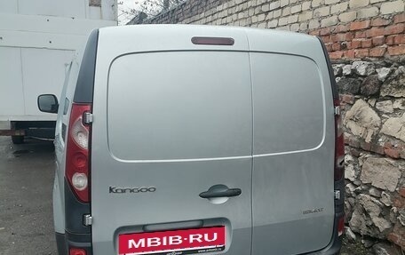 Renault Kangoo II рестайлинг, 2011 год, 450 000 рублей, 2 фотография