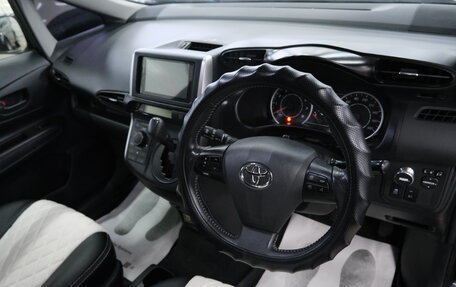 Toyota Wish II, 2011 год, 1 629 000 рублей, 11 фотография