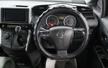 Toyota Wish II, 2011 год, 1 629 000 рублей, 12 фотография