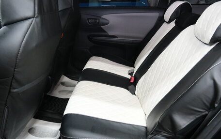 Toyota Wish II, 2011 год, 1 629 000 рублей, 24 фотография