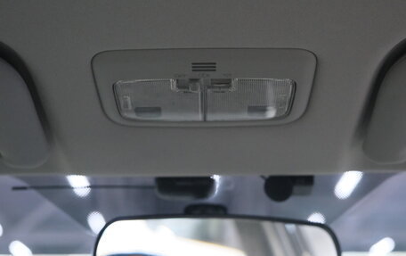 Toyota Wish II, 2011 год, 1 629 000 рублей, 17 фотография