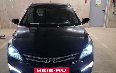 Hyundai Solaris II рестайлинг, 2015 год, 1 250 000 рублей, 5 фотография