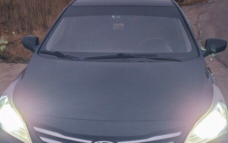 Hyundai Solaris II рестайлинг, 2016 год, 1 100 000 рублей, 1 фотография