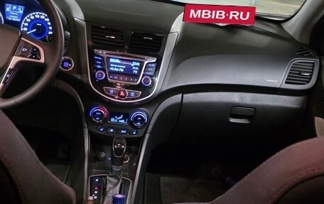 Hyundai Solaris II рестайлинг, 2015 год, 1 250 000 рублей, 11 фотография