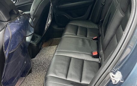 Volvo V60 Cross Country II, 2019 год, 3 400 000 рублей, 15 фотография