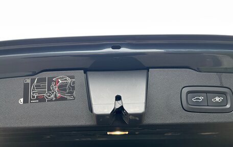 Volvo V60 Cross Country II, 2019 год, 3 400 000 рублей, 19 фотография