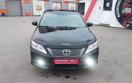 Toyota Camry, 2013 год, 1 560 000 рублей, 6 фотография