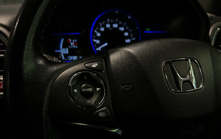 Honda Vezel, 2013 год, 1 340 000 рублей, 18 фотография