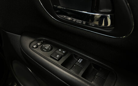 Honda Vezel, 2013 год, 1 340 000 рублей, 16 фотография