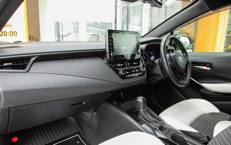 Toyota Corolla, 2019 год, 1 698 000 рублей, 18 фотография