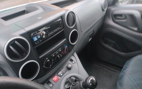 Peugeot Partner II рестайлинг 2, 2011 год, 681 000 рублей, 5 фотография