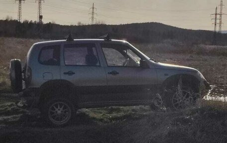 Chevrolet Niva I рестайлинг, 2006 год, 350 000 рублей, 2 фотография