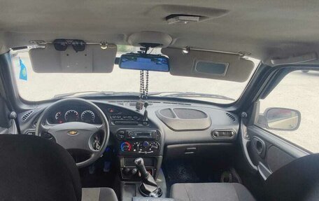 Chevrolet Niva I рестайлинг, 2006 год, 350 000 рублей, 6 фотография