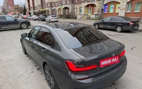 BMW 3 серия, 2019 год, 3 200 000 рублей, 9 фотография