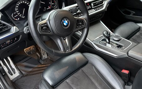 BMW 3 серия, 2019 год, 3 200 000 рублей, 22 фотография