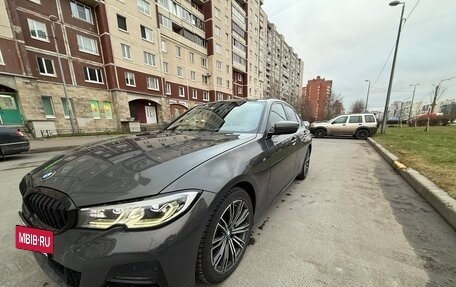 BMW 3 серия, 2019 год, 3 200 000 рублей, 18 фотография