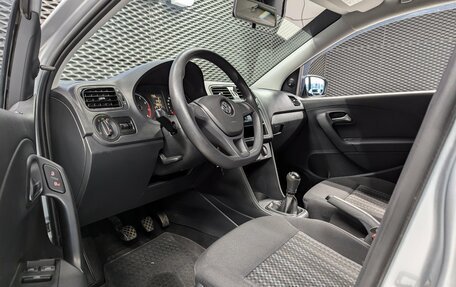 Volkswagen Polo VI (EU Market), 2015 год, 860 000 рублей, 9 фотография