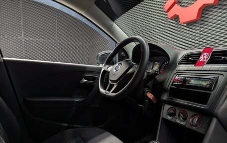 Volkswagen Polo VI (EU Market), 2015 год, 860 000 рублей, 22 фотография