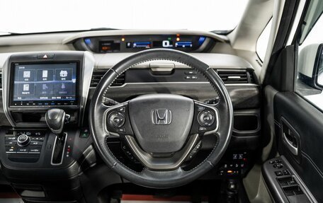 Honda Freed II, 2017 год, 1 475 000 рублей, 11 фотография