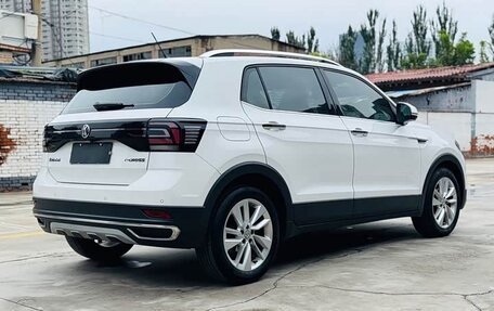 Volkswagen T-Cross I, 2021 год, 1 189 777 рублей, 4 фотография