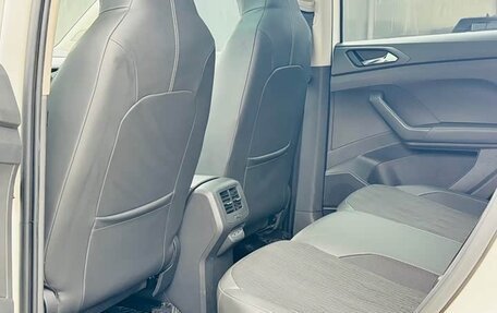 Volkswagen T-Cross I, 2021 год, 1 189 777 рублей, 9 фотография