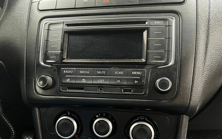 Volkswagen Polo VI (EU Market), 2014 год, 800 000 рублей, 12 фотография