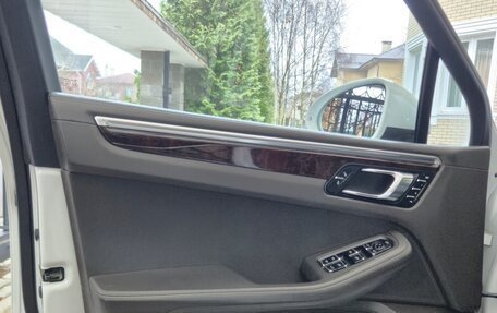 Porsche Macan I рестайлинг, 2015 год, 4 100 000 рублей, 14 фотография