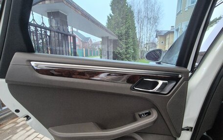 Porsche Macan I рестайлинг, 2015 год, 4 100 000 рублей, 15 фотография