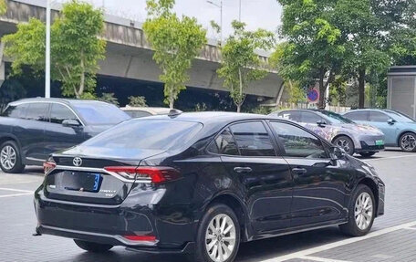 Toyota Corolla, 2022 год, 1 200 000 рублей, 5 фотография