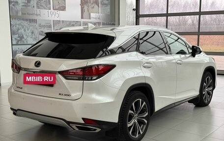 Lexus RX IV рестайлинг, 2020 год, 5 550 000 рублей, 4 фотография
