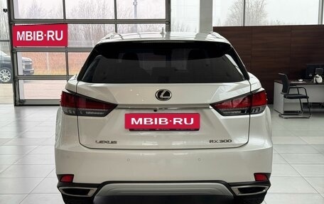 Lexus RX IV рестайлинг, 2020 год, 5 550 000 рублей, 5 фотография