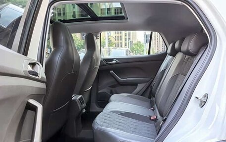 Volkswagen T-Cross I, 2021 год, 1 199 777 рублей, 16 фотография