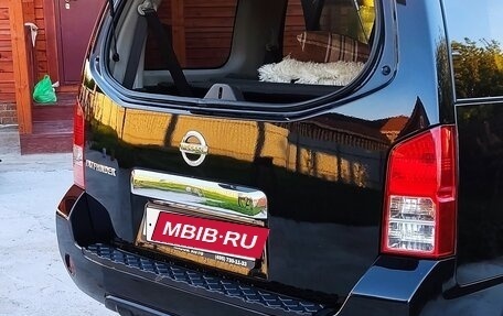 Nissan Pathfinder, 2013 год, 1 590 000 рублей, 3 фотография