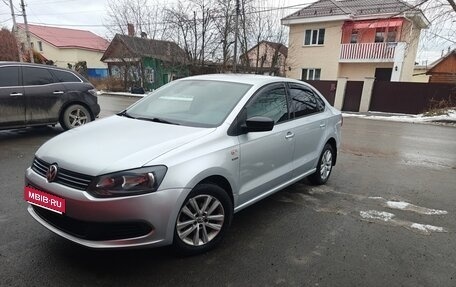 Volkswagen Polo VI (EU Market), 2013 год, 549 000 рублей, 1 фотография