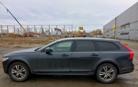 Volvo V90 Cross Country I рестайлинг, 2018 год, 2 830 000 рублей, 4 фотография