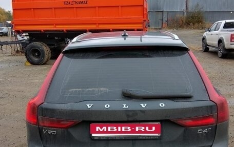 Volvo V90 Cross Country I рестайлинг, 2018 год, 2 830 000 рублей, 8 фотография