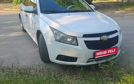 Chevrolet Cruze II, 2010 год, 630 000 рублей, 1 фотография