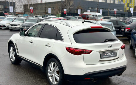 Infiniti FX II, 2012 год, 2 099 000 рублей, 16 фотография