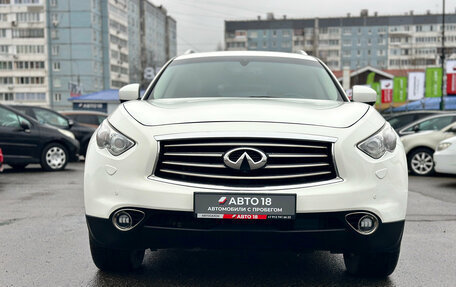 Infiniti FX II, 2012 год, 2 099 000 рублей, 12 фотография