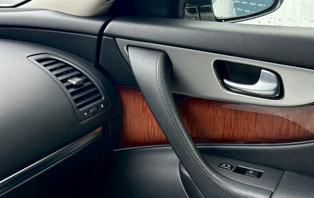 Infiniti FX II, 2012 год, 2 099 000 рублей, 30 фотография