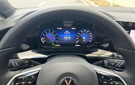 Volkswagen Golf VIII, 2021 год, 1 299 111 рублей, 9 фотография